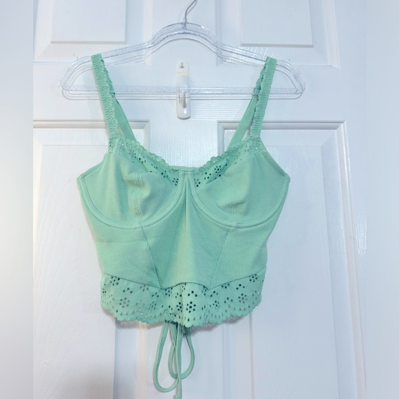 🚨🚨SOLD ON LIVE SHOW🚨🚨 ONE PIECE BRA/LETTE TOP - Picture 5 of 8